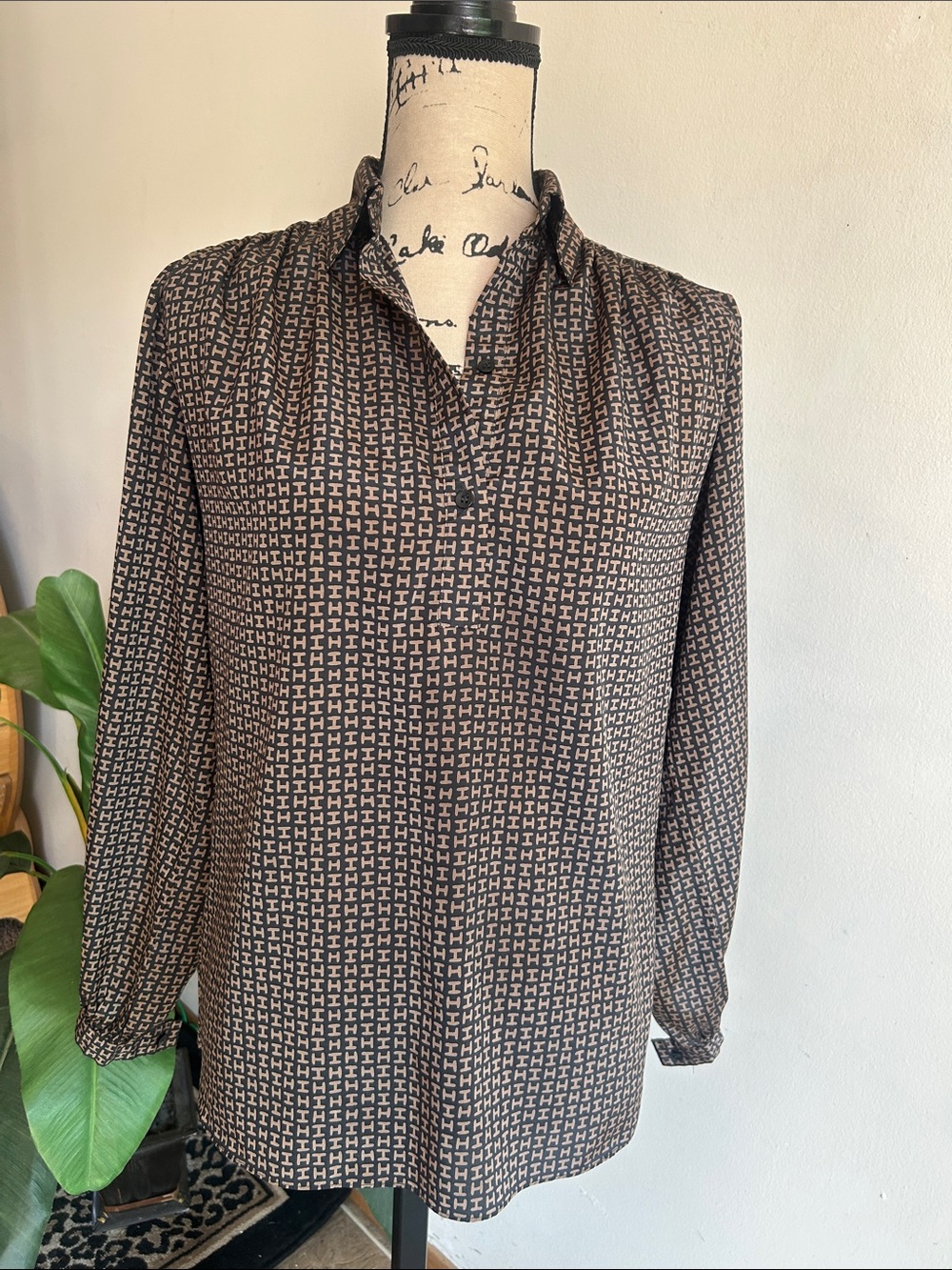 Vintage Halston lll H Logo Blouse Size 6